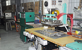 ���g�i�]�� �y�{